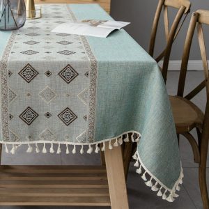 Checkered Pattern Tablecloth