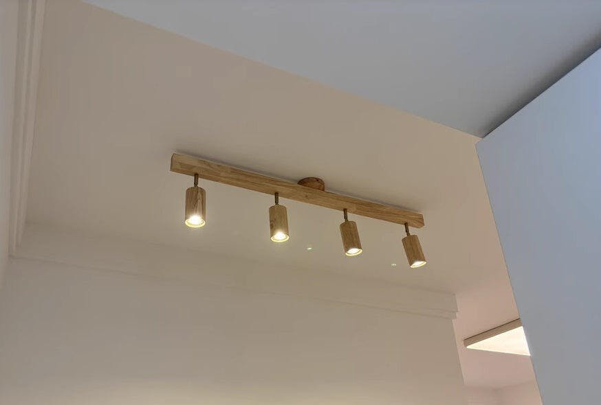 Image #1 from Thomas snell