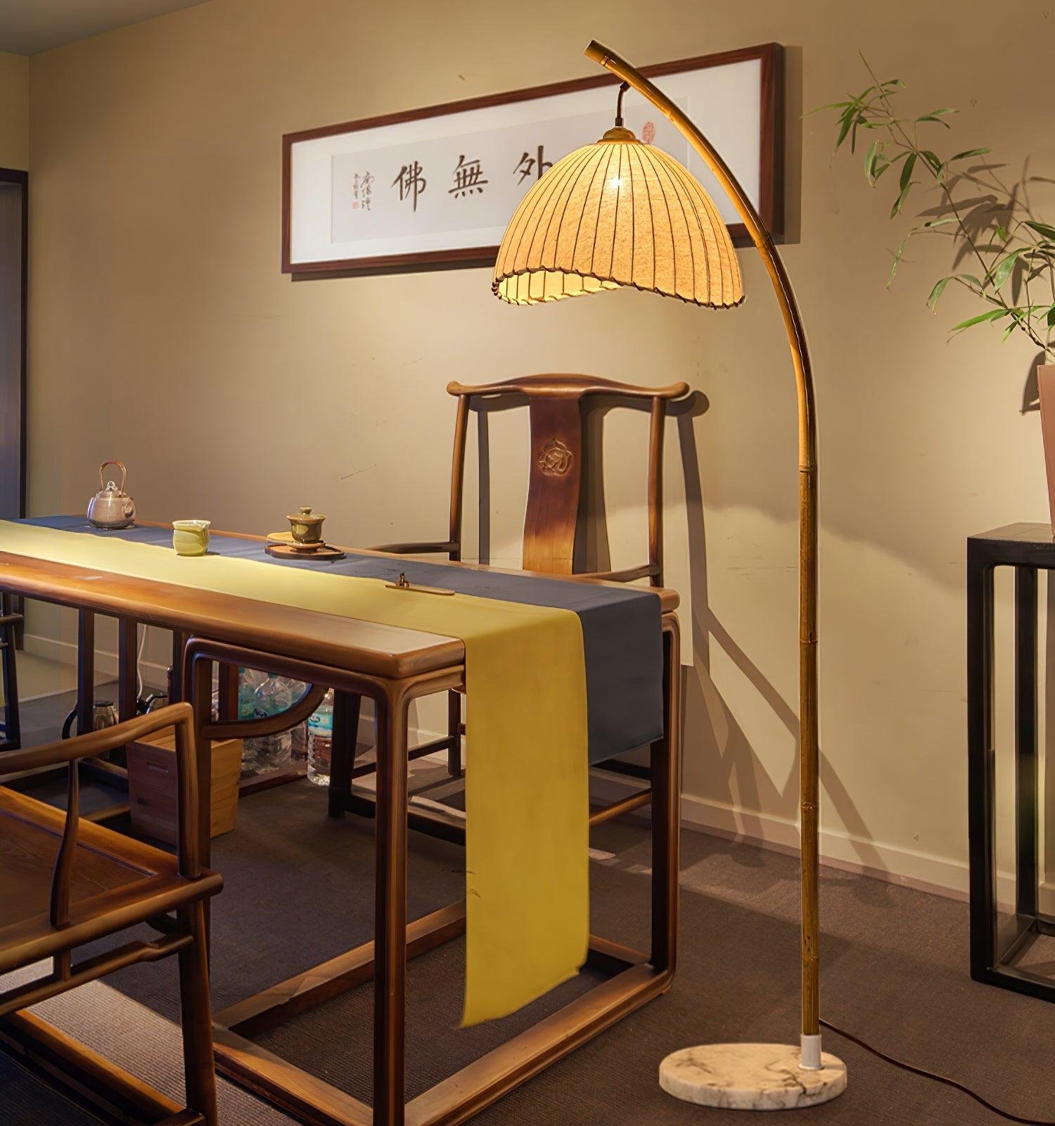 sanna-floor-lamp-33324732