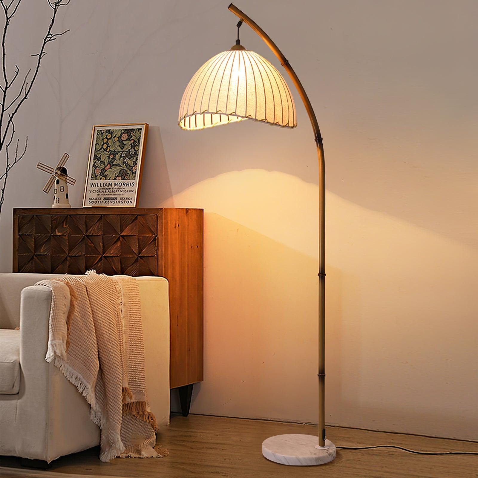 sanna-floor-lamp-33324732