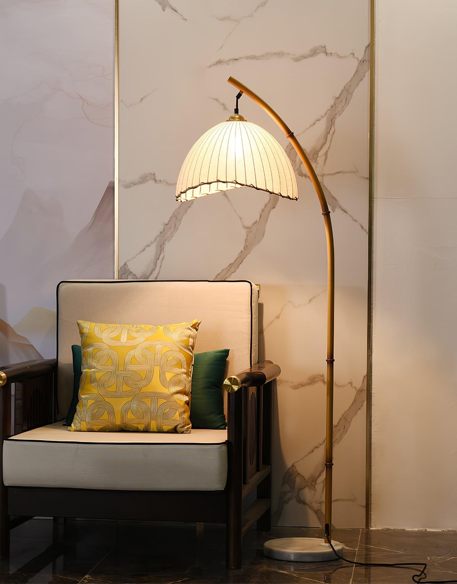 sanna-floor-lamp-33324732