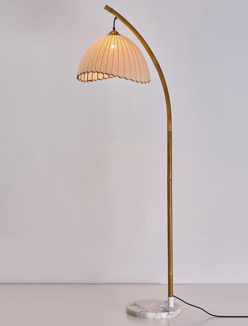 sanna-floor-lamp-33324732