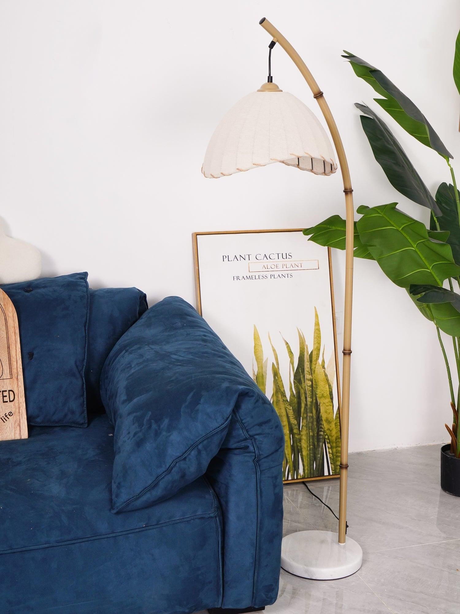 sanna-floor-lamp-33324732