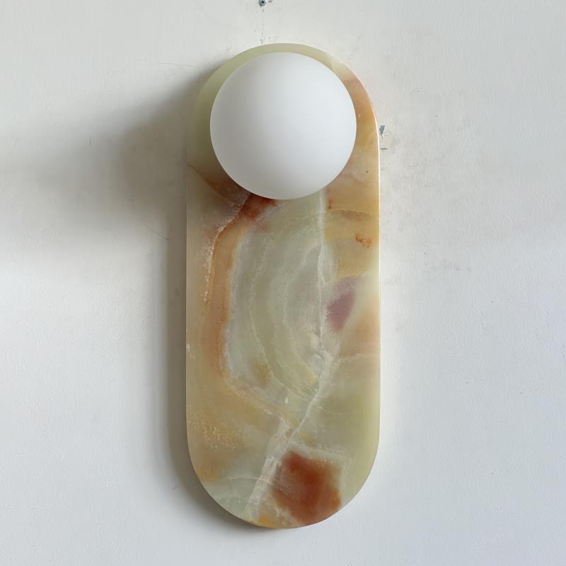 lucie-oval-wall-lamp