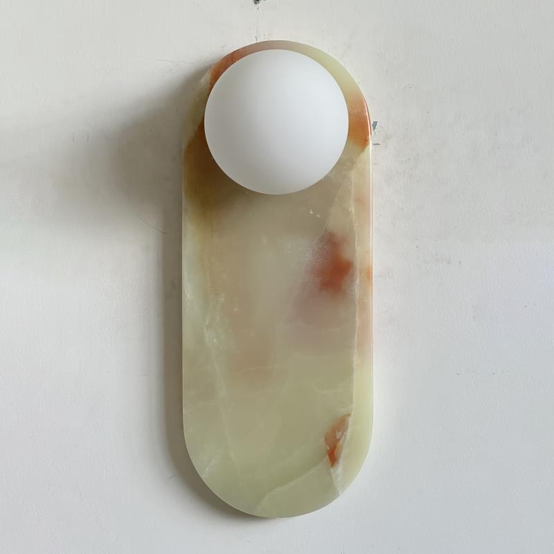 lucie-oval-wall-lamp