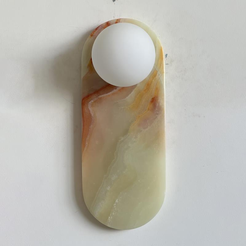 lucie-oval-wall-lamp