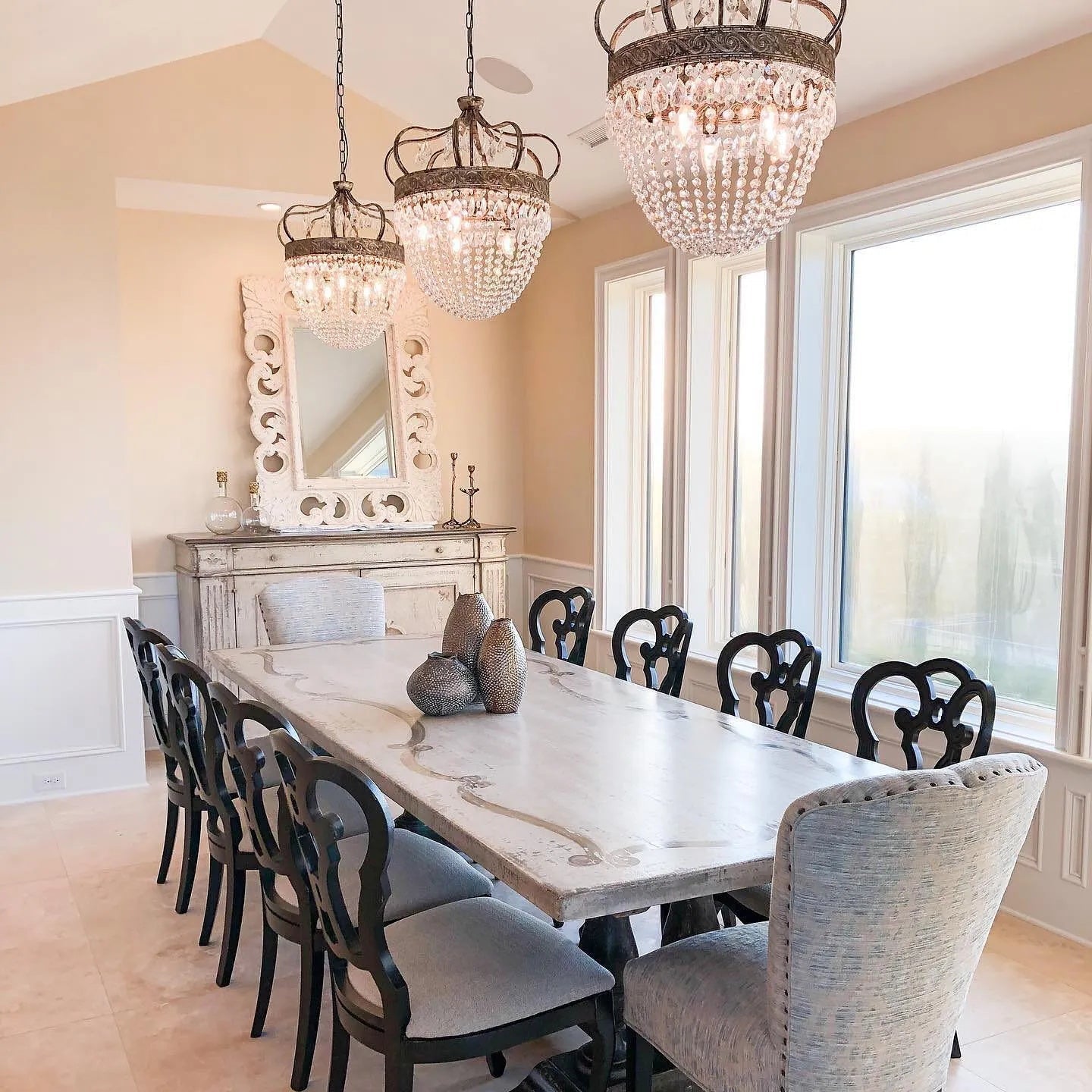 abella-tear-drop-chandelier