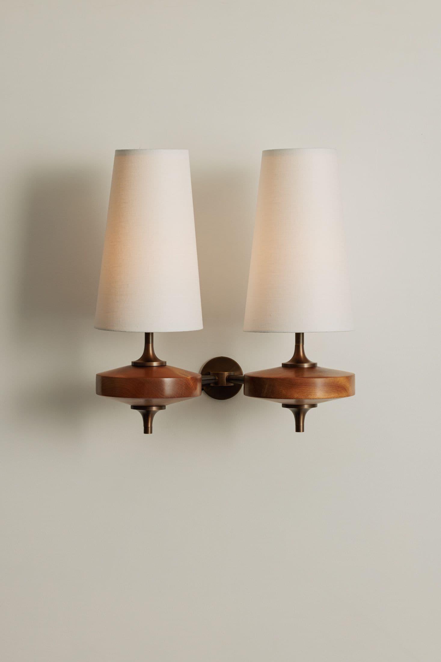 hour-rho-wall-lamp