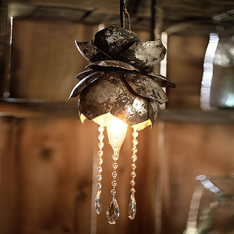 lotus-feldman-pendant-lamp