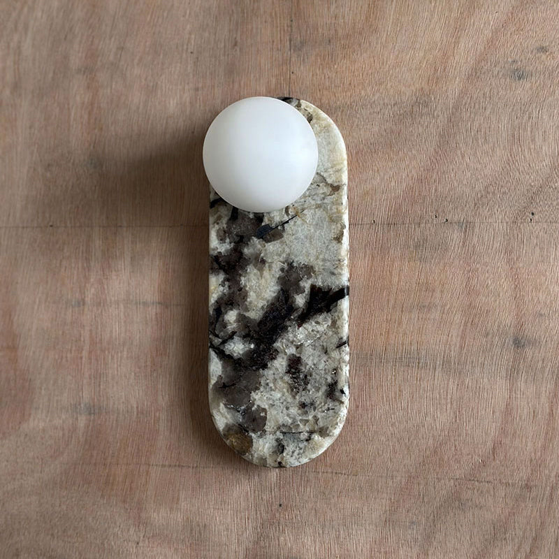 lucie-oval-wall-lamp