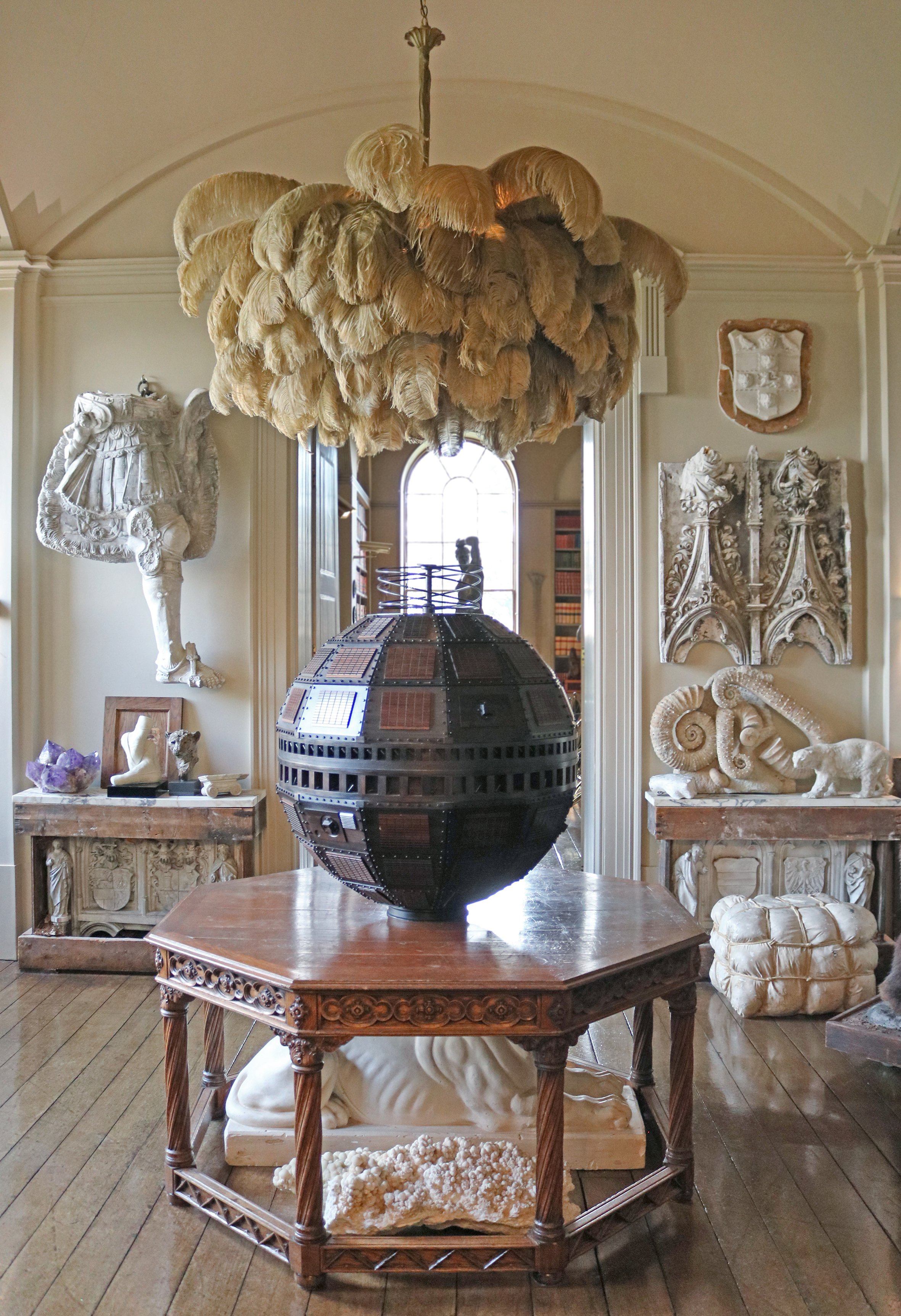 Ostrich Feather Pendant Lamp